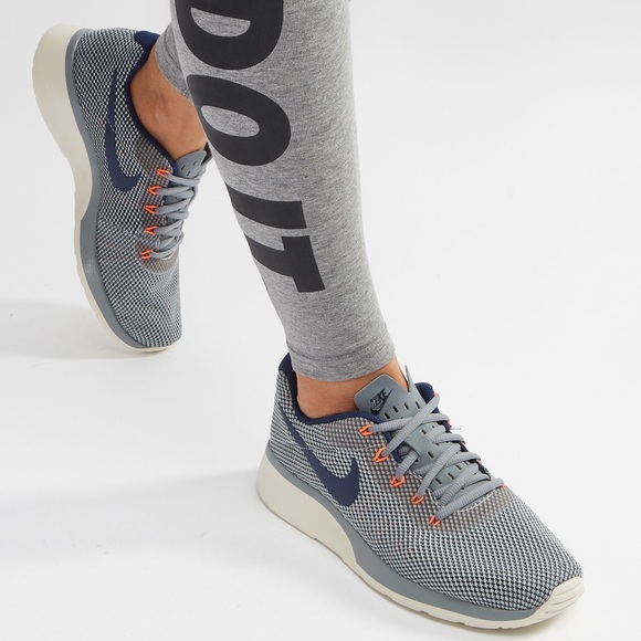 wmns nike tanjun racer